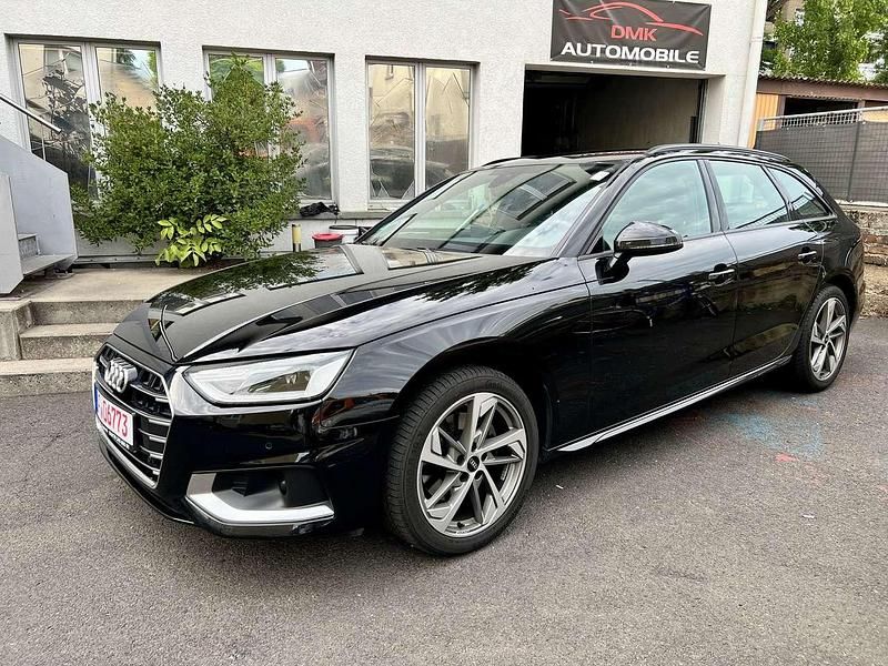 Schwarz Gebraucht 2021 Audi A4 Advanced Plus Kombi | 16.650 € (Guter Preis) - Bild 1/4