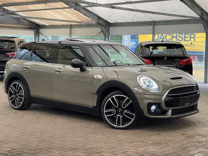 Grau Gebraucht 2018 Mini Cooper SD Clubman Kombi | 18.990 € (Fairer Preis) - Bild 1/4