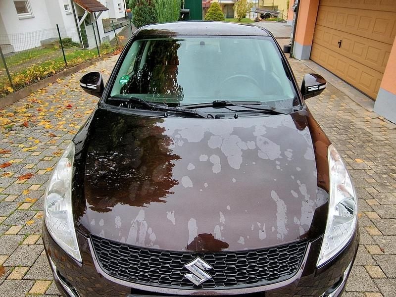 Braun Gebraucht 2013 Suzuki Swift Comfort Kleinwagen | 5.600 € (Guter Preis) - Bild 1/4