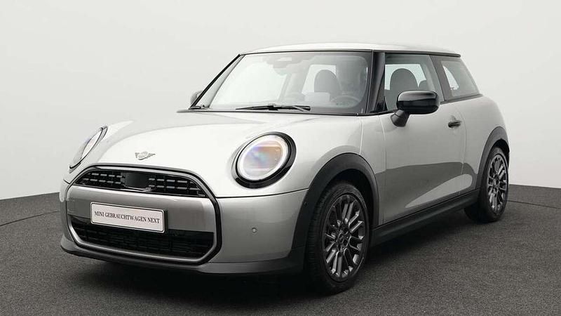 Grau Gebraucht 2024 Mini Cooper Classic Kleinwagen | 22.328 € (Superpreis) - Bild 1/4