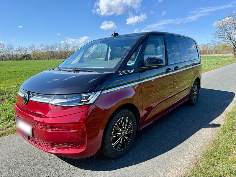 Second-hand VW Multivan Style 150 CP (110 kW) 2023 Negru Monovolum