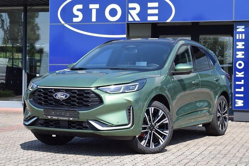 Neu Ford Kuga ST-Line X 182 PS (133 kW) 2026 Bursting green SUV