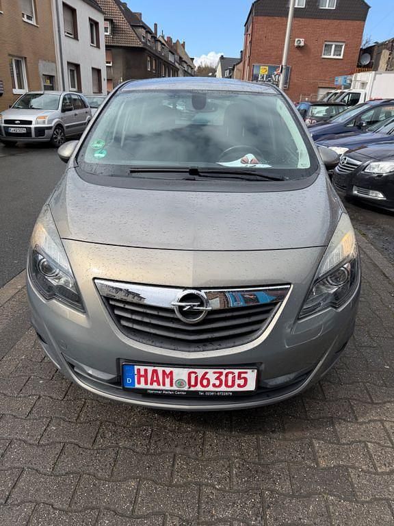 Gebraucht Opel Meriva Design Edition 120 PS (88 kW) 2011 Grau Van / Kleinbus
