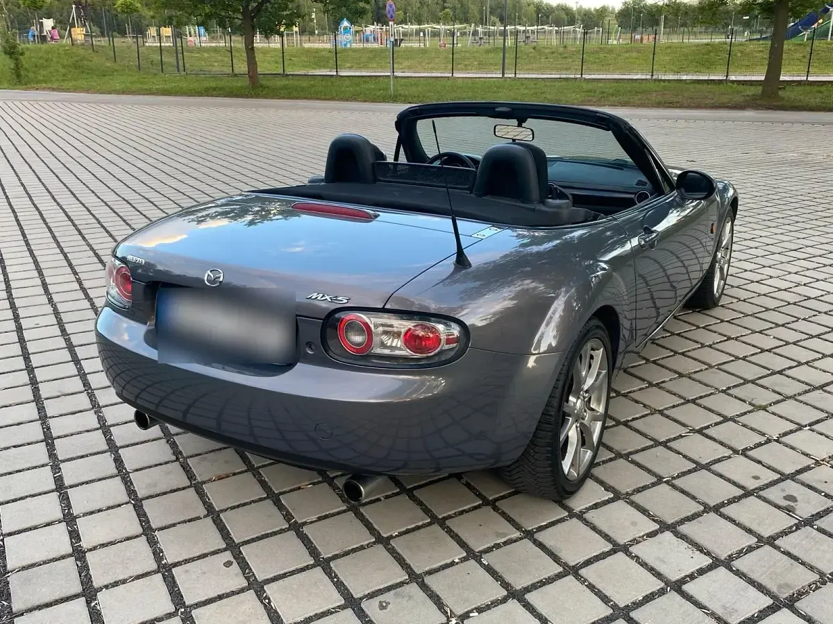 Gebraucht Mazda MX5 126 PS (92 kW) 2007 Grau Cabrio