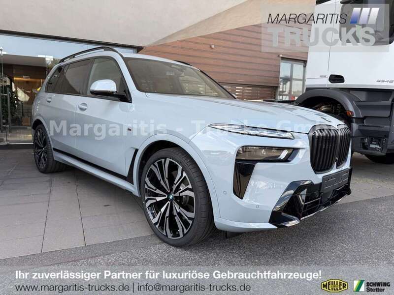 Brooklyn grau metallic Gebraucht 2024 BMW X7 M Sport SUV | 101.800 € (Superpreis) - Bild 1/4
