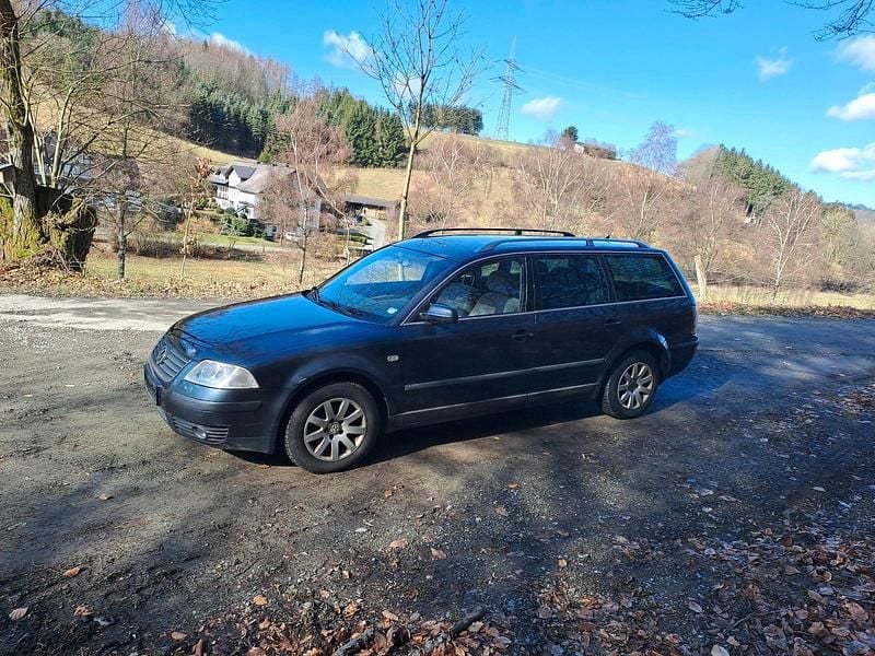 Gebraucht VW Passat 102 PS (75 kW) 2003 Grau Kombi