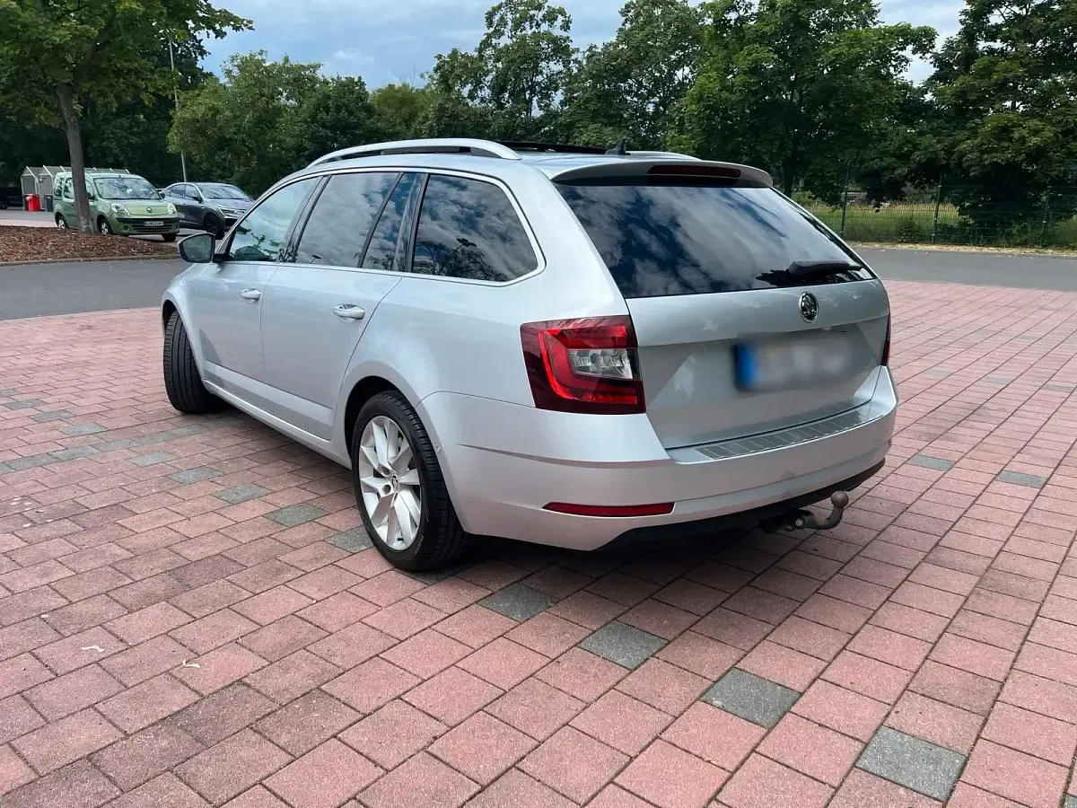 Gebraucht Skoda Octavia Clever 116 PS (85 kW) 2018 Kombi