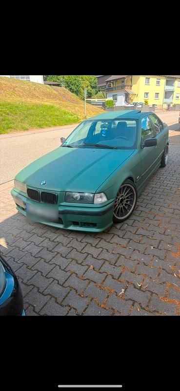 Gebraucht 1997 BMW 323 Limousine | 5.500 € (Fairer Preis) - Bild 1/3