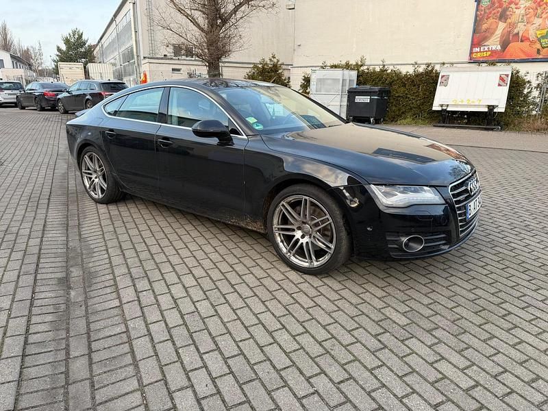 Schwarz Gebraucht 2013 Audi A7 Limousine | 11.970 € (Guter Preis) - Bild 1/4