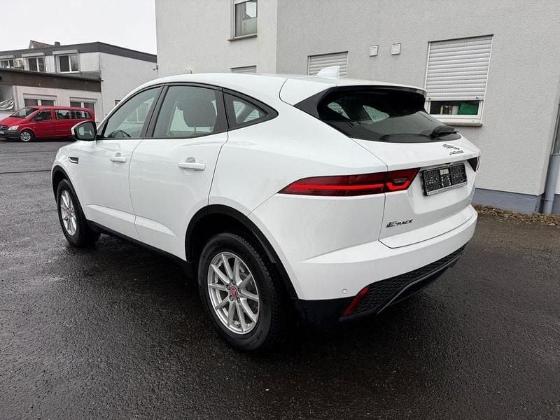 Gebraucht Jaguar E-Pace Basis 150 PS (110 kW) 2019 Weiß SUV