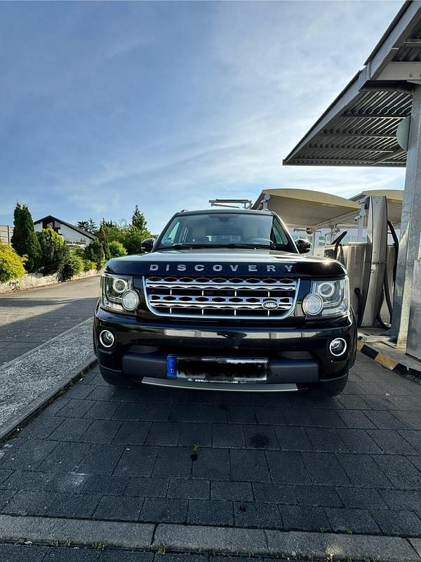 Schwarz Gebraucht 2016 Land Rover Discovery 4 HSE SUV | 16.950 € - Bild 1/4