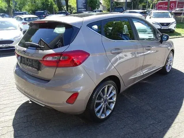 Gebraucht Ford Fiesta Vignale 101 PS (74 kW) 2017 Beige Kleinwagen