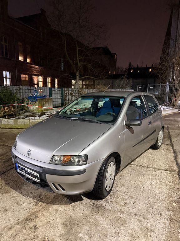 Gebraucht Fiat Punto 60 PS (44 kW) 2001 Silber Kleinwagen