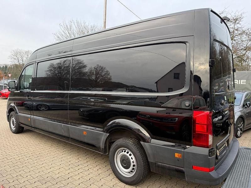 Gebraucht VW Crafter 177 PS (130 kW) 2022 Schwarz Van