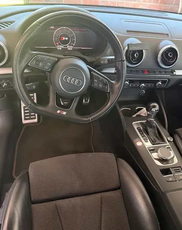 Gebraucht Audi S3 Sport 310 PS (228 kW) 2018 Schwarz Limousine
