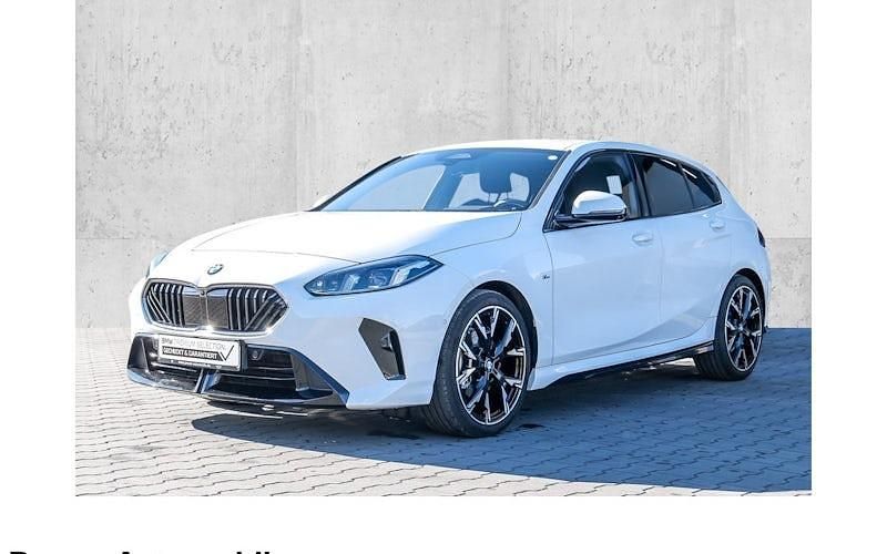 Gebraucht BMW 120 Shadowline 170 PS (125 kW) 2025 Weiß Kleinwagen