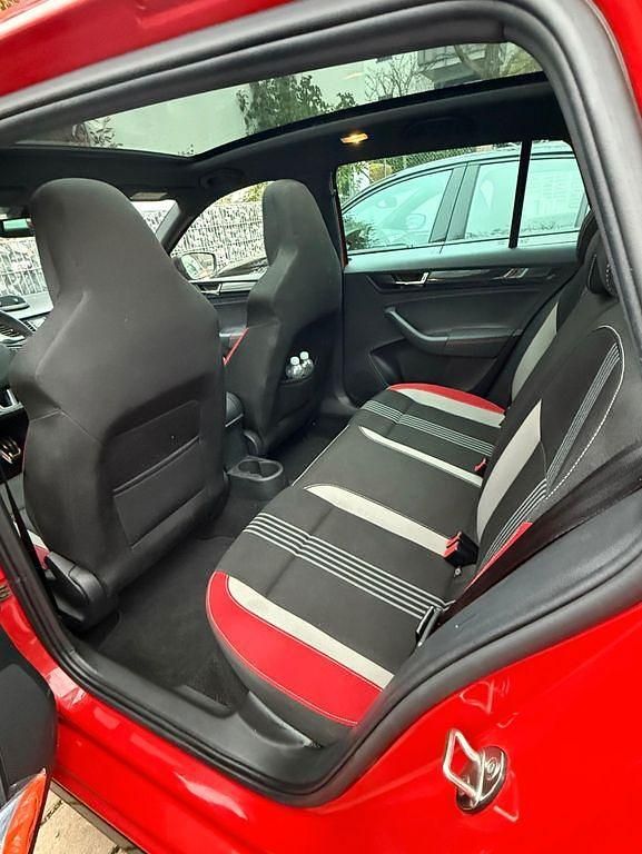 Gebraucht Skoda Rapid Monte Carlo 125 PS (91 kW) 2017 Rot Kombi