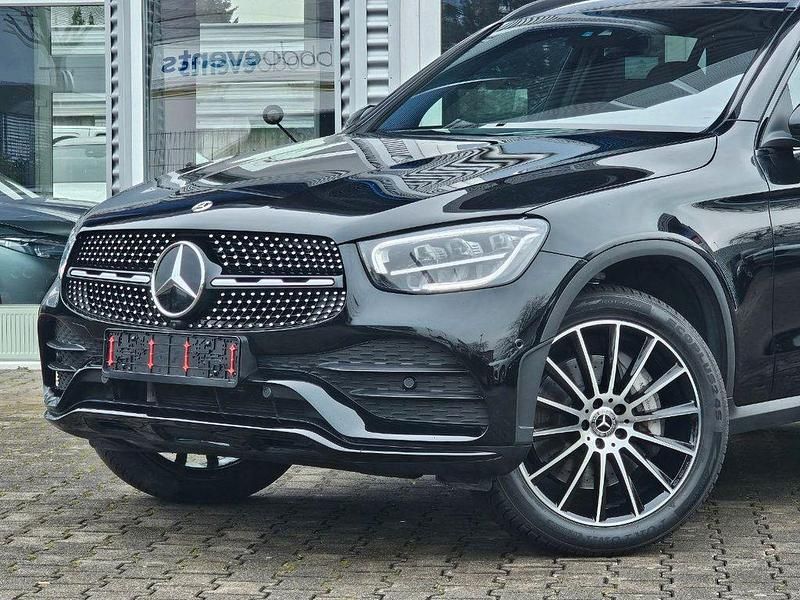Gebraucht Mercedes GLC300 AMG 258 PS (189 kW) 2022 Schwarz SUV