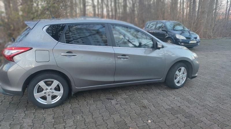 Gebraucht Nissan Pulsar Tekna 116 PS (85 kW) 2016 Grau Kleinwagen