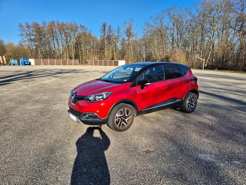 Gebraucht Renault Captur XMOD 118 PS (86 kW) 2017 Rot SUV