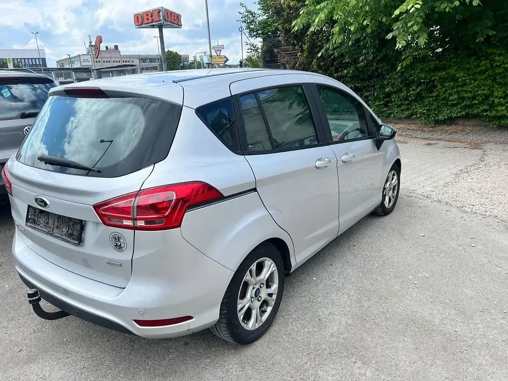 Gebraucht Ford B-MAX SYNC Edition 101 PS (74 kW) 2015 Silber Van / Kleinbus