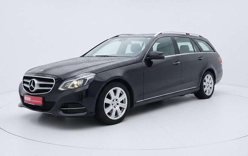 Second-hand Mercedes E220 Avantgarde 170 CP (125 kW) 2014 Negru Break