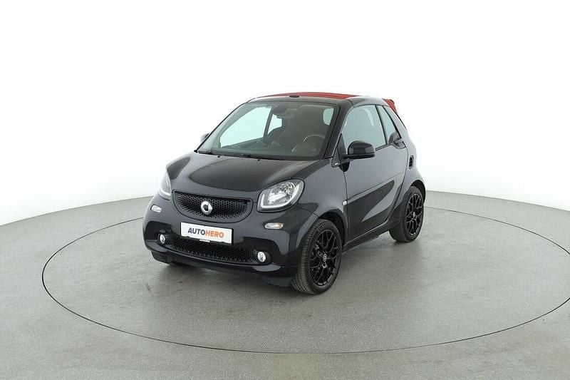Schwarz Gebraucht 2016 Smart ForTwo Cabrio Basis Cabrio | 14.160 € (Fairer Preis) - Bild 1/3