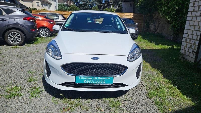 Weiß Gebraucht 2019 Ford Fiesta Trend Kleinwagen | 8.400 € (Fairer Preis) - Bild 1/4