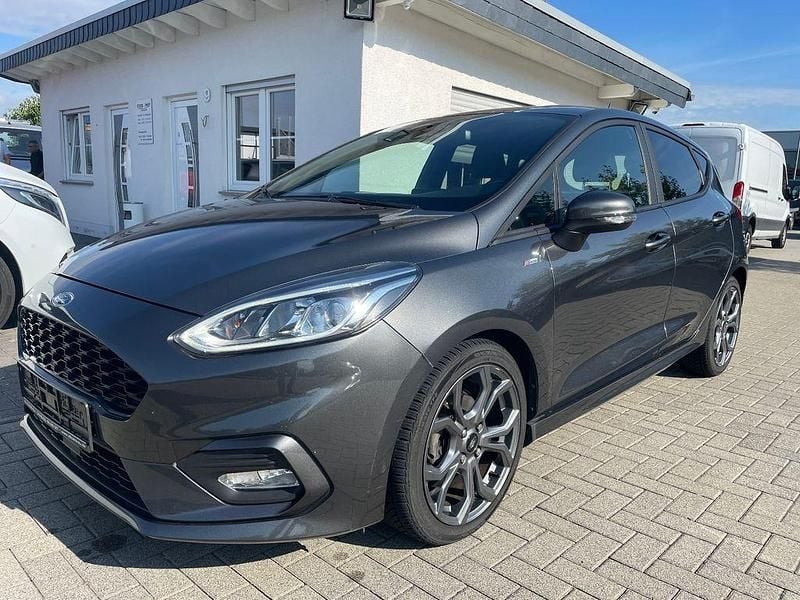 Grau Gebraucht 2018 Ford Fiesta ST-Line Kleinwagen | 9.990 € (Guter Preis) - Bild 1/4