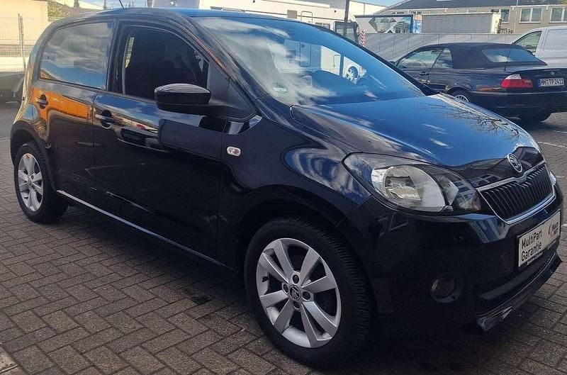 Deepschwarz perleffekt Gebraucht 2014 Skoda Citigo Elegance Kleinwagen | 8.390 € (Fairer Preis) - Bild 1/4