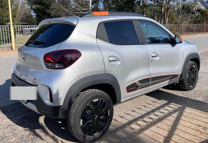 Gebraucht Dacia Spring Comfort Plus 33 kW (45 PS) 2022 Silber Kleinwagen