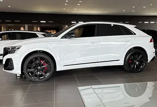 Gebraucht Audi Q8 Sport 490 PS (360 kW) 2026 Weiß SUV