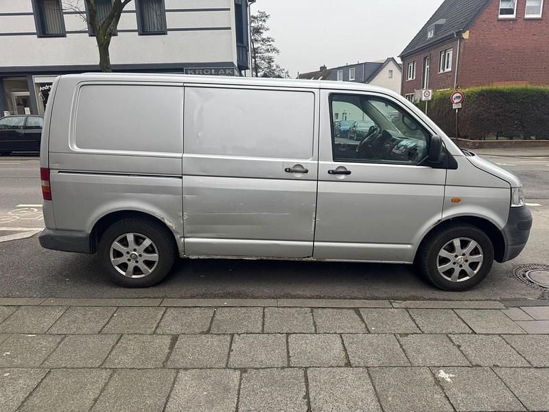 Gebraucht VW Transporter 90 PS (66 kW) 2003 Silber Van