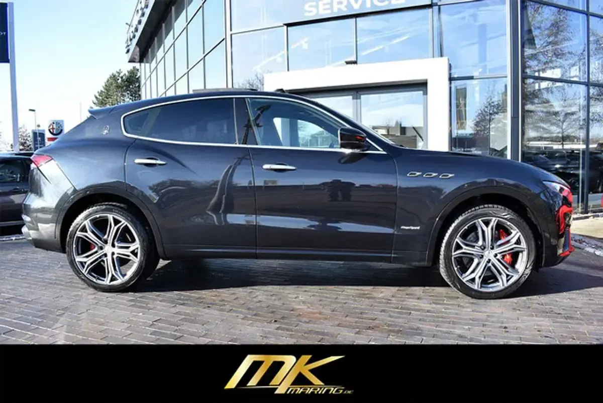 Gebraucht Maserati Levante 275 PS (202 kW) 2019 Nero assoluto (metallic) SUV