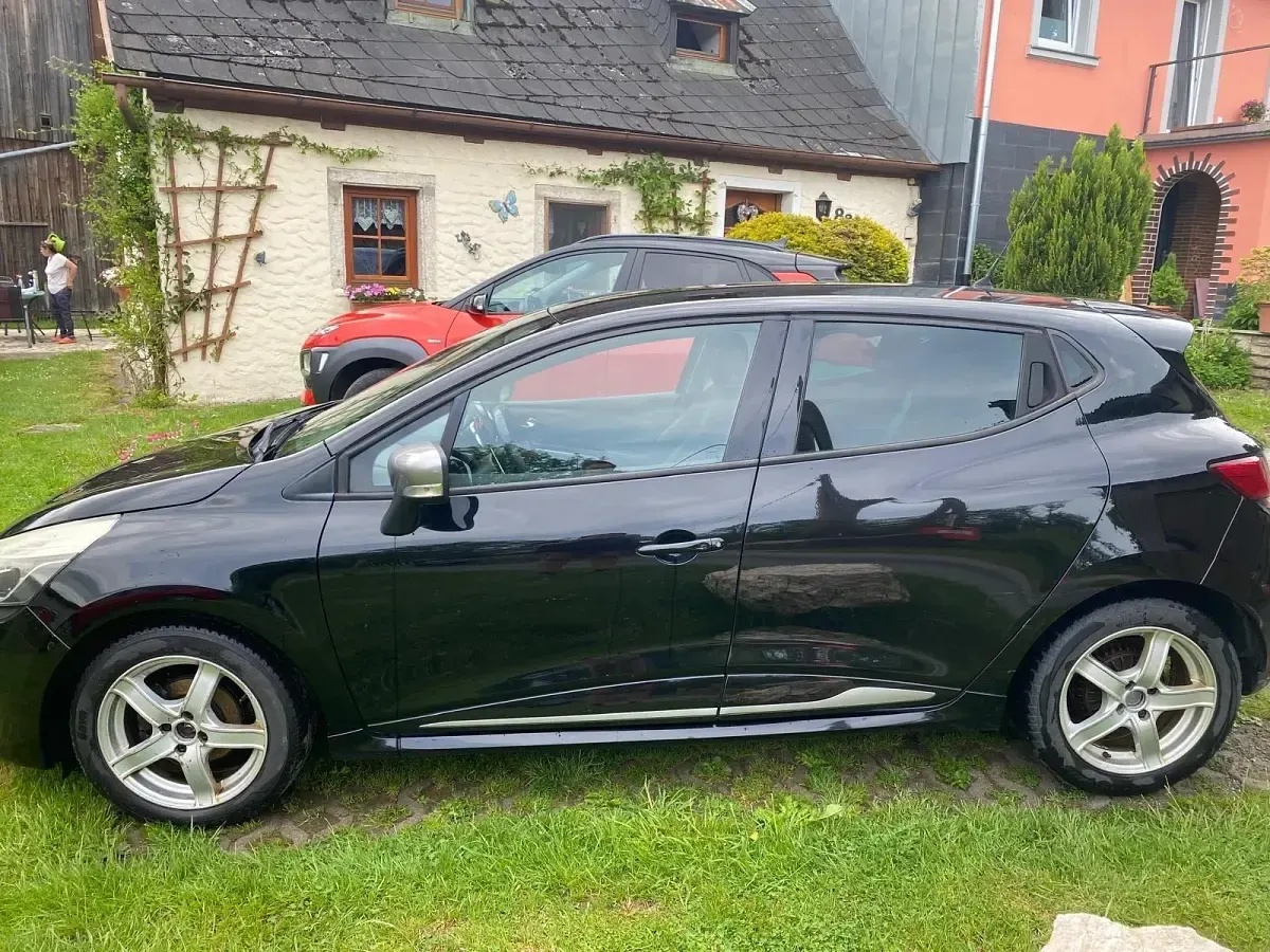 Gebraucht Renault Clio IV GT 120 PS (88 kW) 2014 Schwarz Kleinwagen