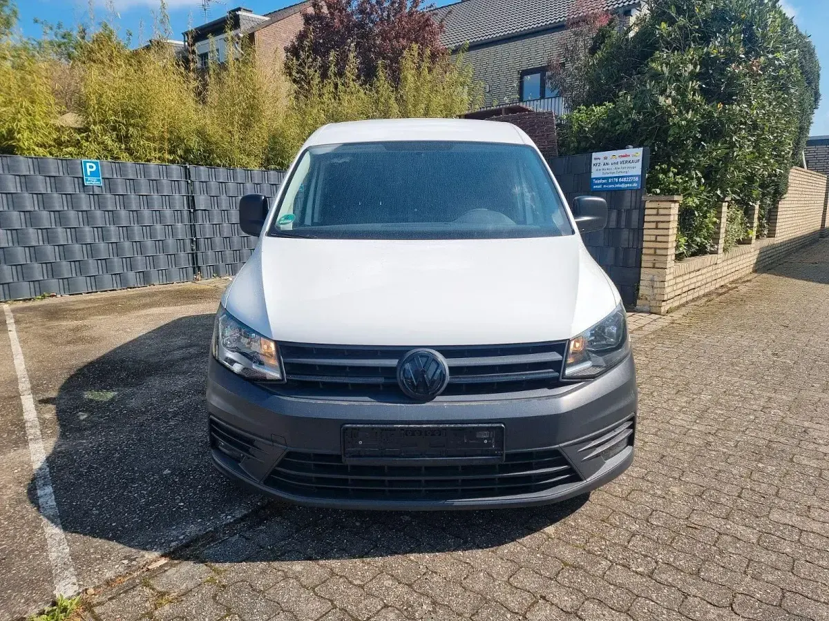 Usado VW Caddy 102 HP (75 kW) 2019 Branco Monovolume