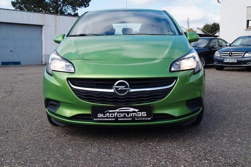Gebraucht Opel Corsa Color Edition 90 PS (66 kW) 2015 Grün Kleinwagen