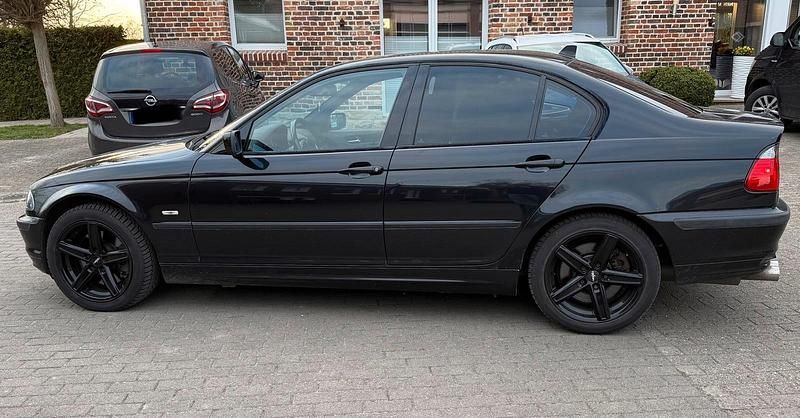 Gebraucht BMW 330 Basis 231 PS (169 kW) 1998 Schwarz Limousine