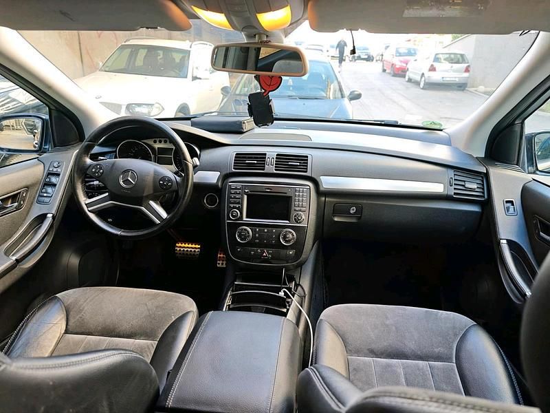 Gebraucht Mercedes R280 190 PS (139 kW) 2009 Schwarz Van / Kleinbus