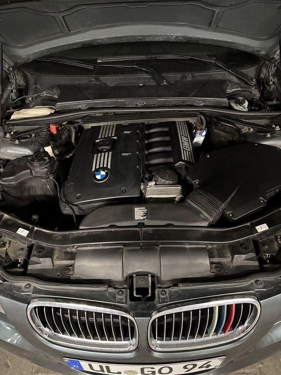 Gebraucht 2011 BMW 325 Limousine | 6.000 € (Fairer Preis) - Bild 1/4