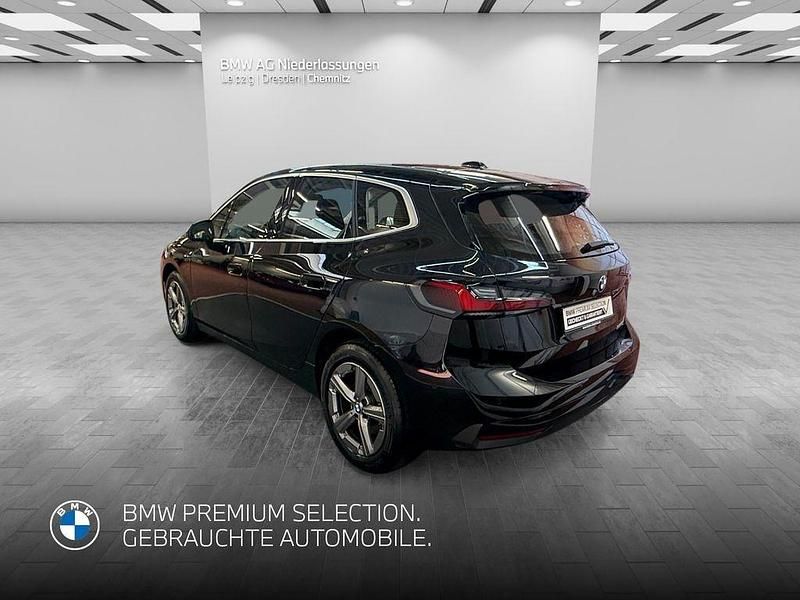 Gebraucht BMW 220 Active Tourer Sport Line 156 PS (114 kW) 2023 Schwarz Van / Kleinbus