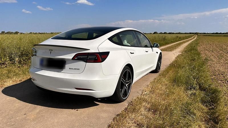 Gebraucht Tesla Model 3 Performance 377 kW (513 PS) 2021 Weiß Limousine