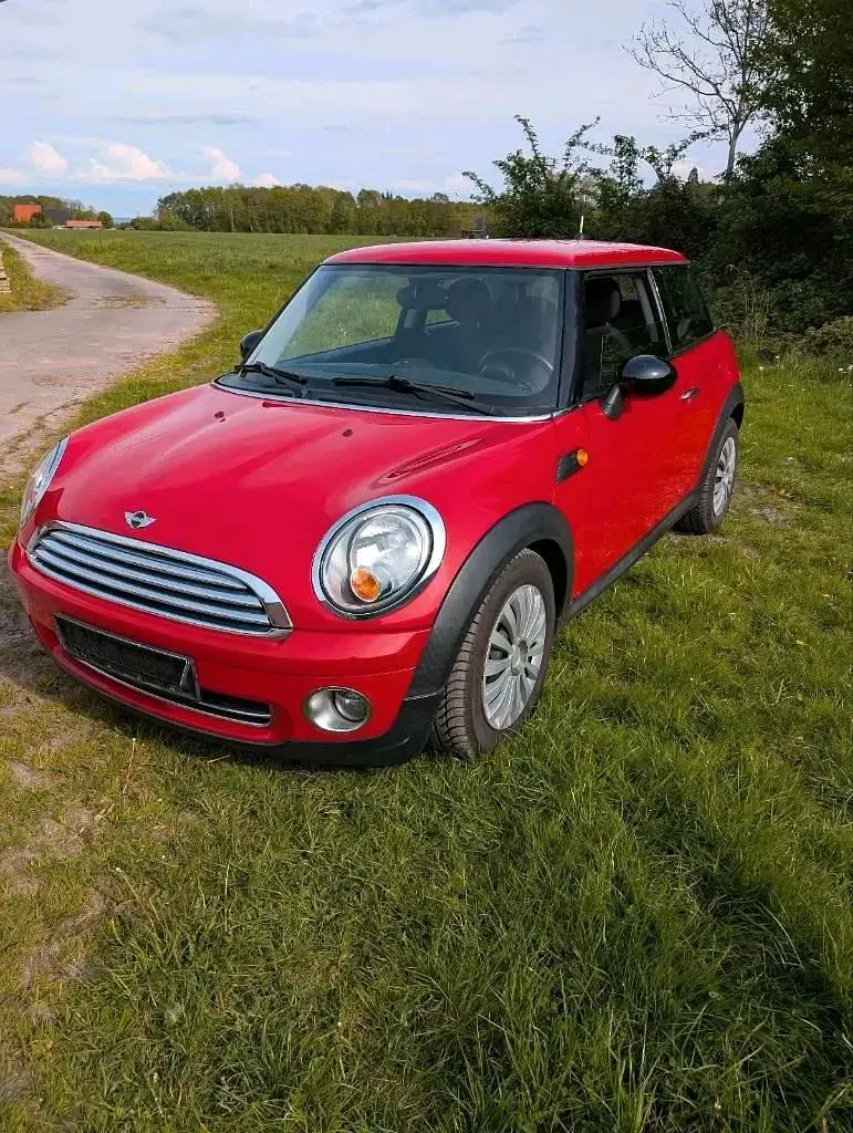 Używany Mini Cooper Coupé 95 KM (69 kW) 2008 Czerwony Coupe