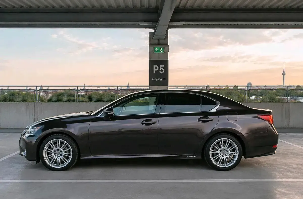 Gebraucht Lexus GS450H 345 PS (253 kW) 2013 Braun Limousine