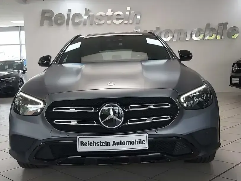 Gebraucht Mercedes E400 330 PS (242 kW) 2022 Grau Kombi