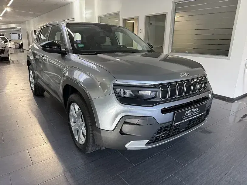 Używany Jeep Avenger Altitude 110 KM (80 kW) 2024 SUV