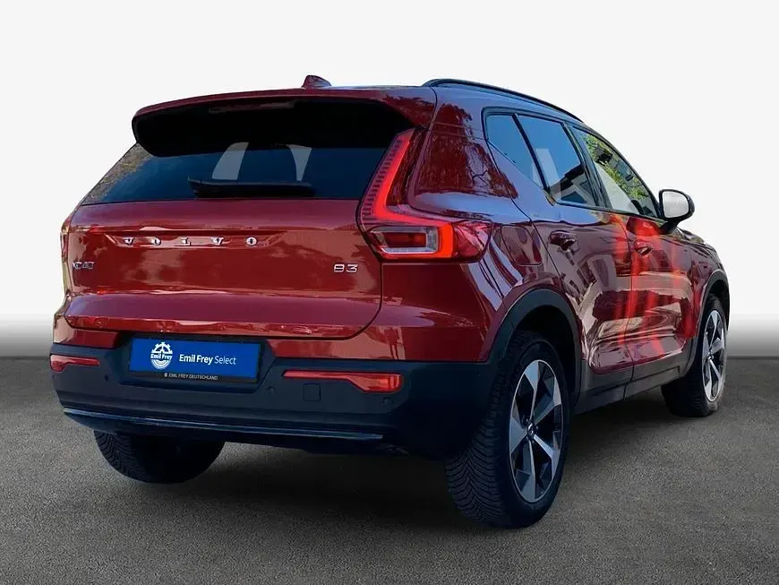 Gebraucht Volvo XC40 Plus 163 PS (119 kW) 2025 Rot SUV