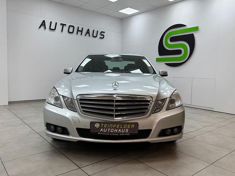 Second-hand Mercedes E250 204 CP (150 kW) 2011 Argintiu Berlinǎ