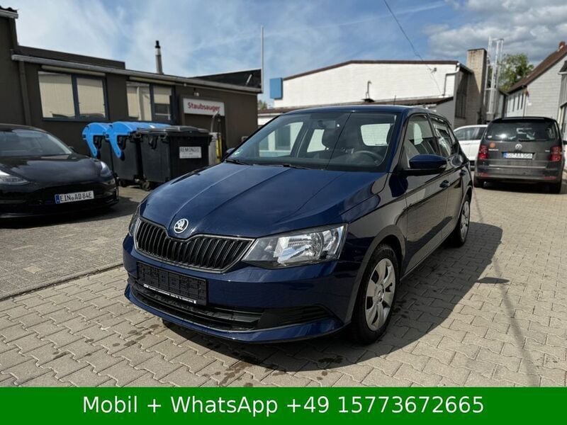 Blau Gebraucht 2015 Skoda Fabia Active Limousine | 4.900 € (Fairer Preis) - Bild 1/4