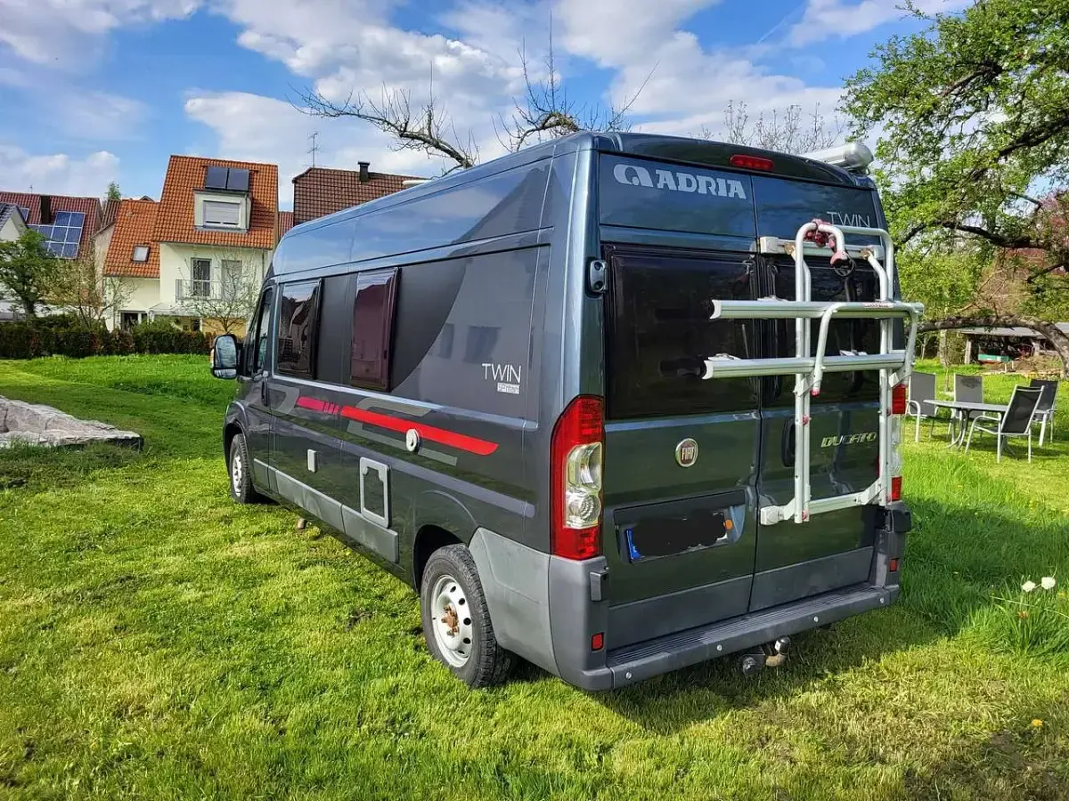 Gebraucht Fiat Ducato 120 PS (88 kW) 2011 Grau Van